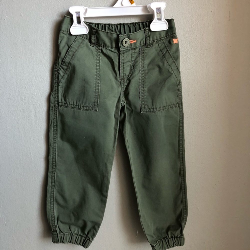 Army green cargo pant